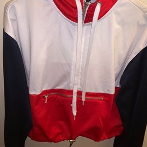 A crop windbreaker
